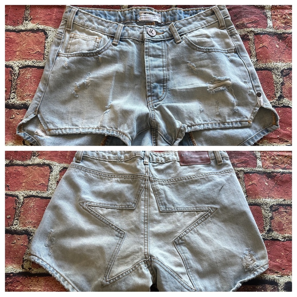 ONE x ONETEASPOON shorts size 29
EXCellent Pre-owned Condition